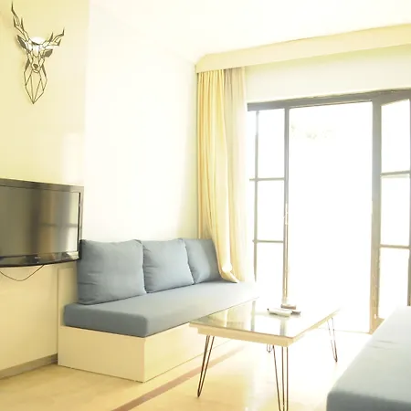 Kemer Suites Lejlighedshotel