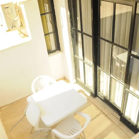 מלון דירות Kemer Suites 3*