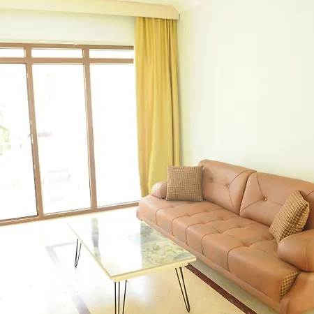 Kemer Suites קמר