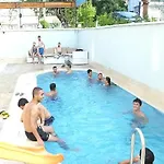 Apartahotel Kemer Suites