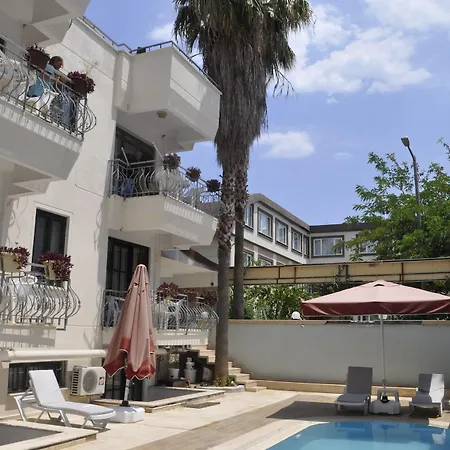 Kemer Suites קמר