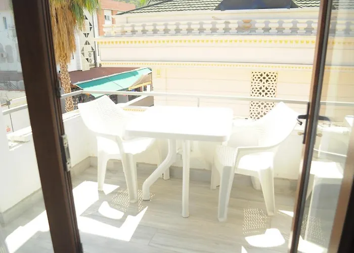 מלון דירות Kemer Suites 3*