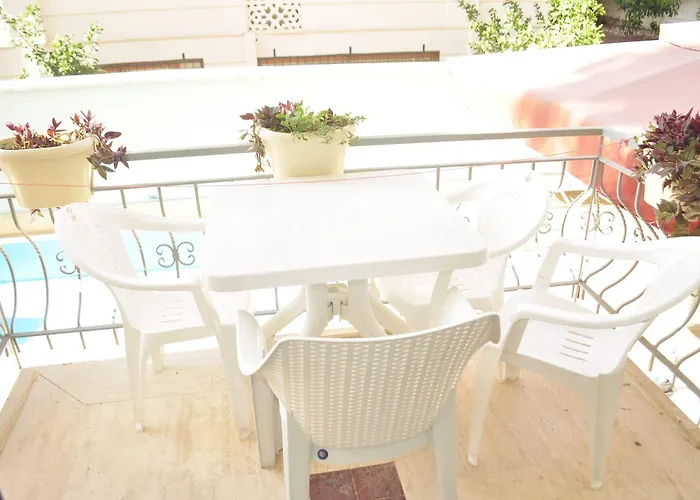 מלון דירות Kemer Suites 3*