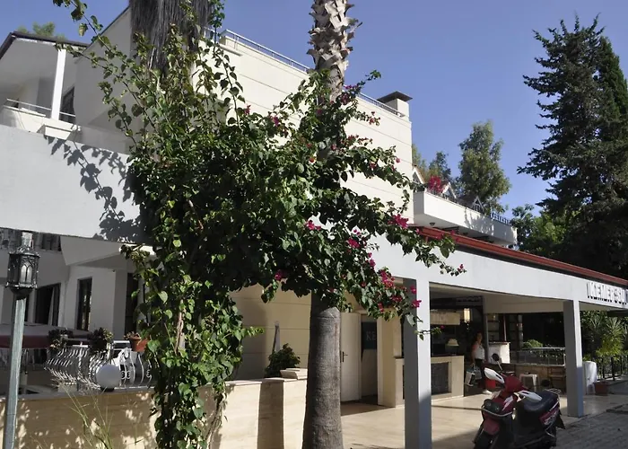 Kemer Suites מלון דירות קמר