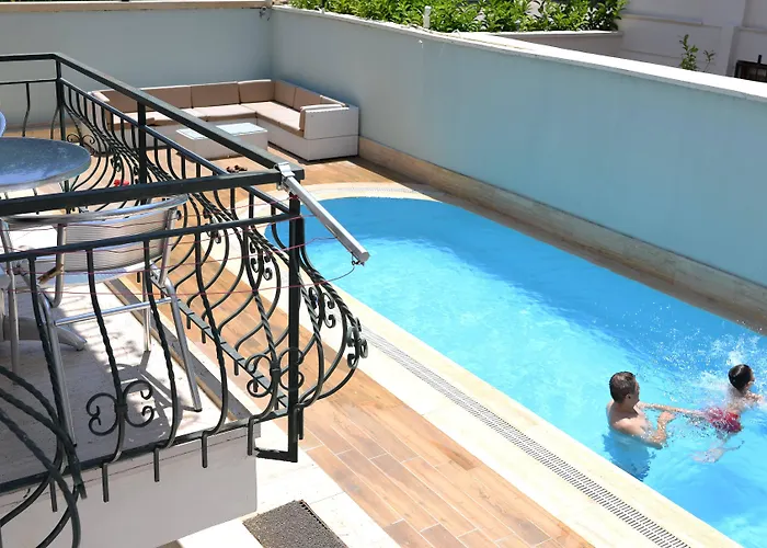 מלון דירות Kemer Suites קמר